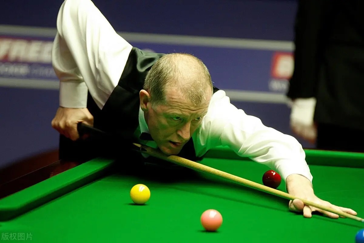 他的反应比 他的反应比