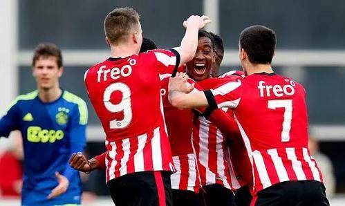 的中场天才 的中场天才